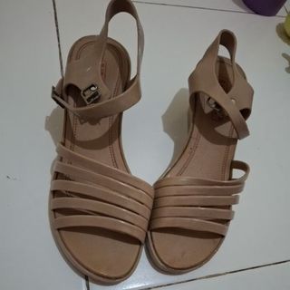 (Kategori: ) berada di . Dikirim oleh annisatan (ID iklan 1385598772, Gambar 1). Deskripsi: .