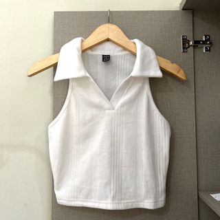 (Kategori: ) berada di . Dikirim oleh thriftbyjuni (ID iklan 1385474300, Gambar 1). Deskripsi: .