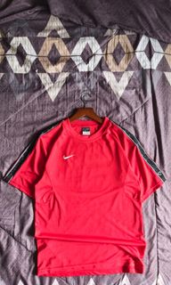 (Category: ) located in . Submitted by sixteen.streetwear (Listing ID 1385601954, Image 1). Description: .