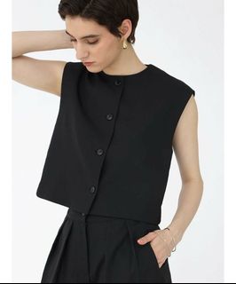 (Category: ) located in . Submitted by acycloset (Listing ID 1385464096, Image 1). Description: .