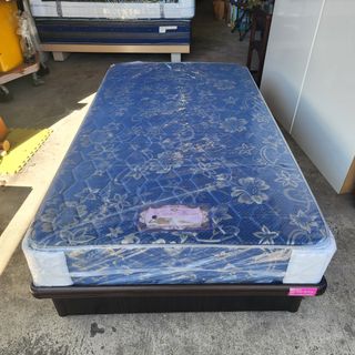 由 tel0987679795-27480 (刊登 ID 1385707458，圖片 1) 提交，位於 的 (類別：)，說明：。