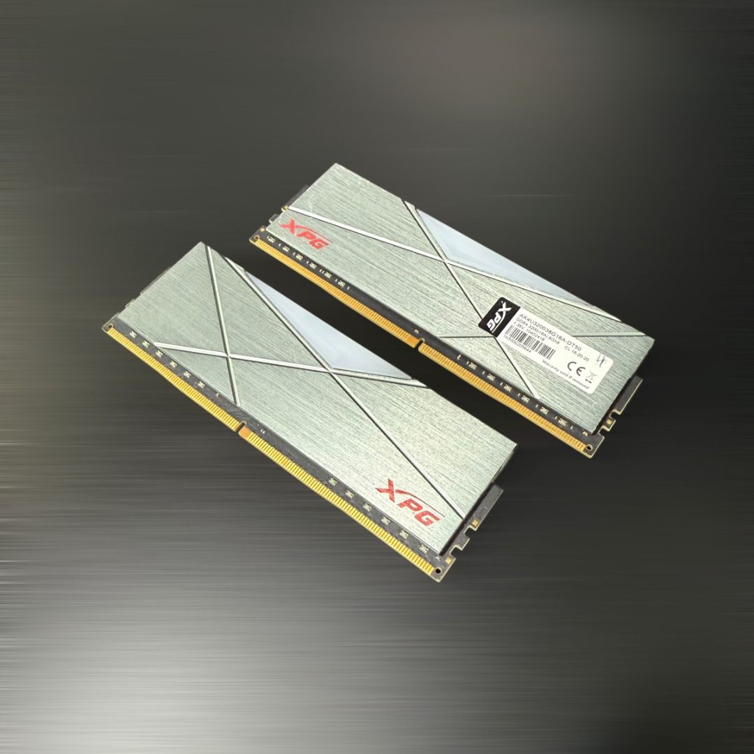 ADATA DDR4 16GB 3200MHz SPECTRIX XPG D50 RGB 記憶體RAM, 電腦
