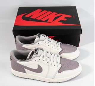 (Category: ) located in . Submitted by wholesaleshoescloth (Listing ID 1385775730, Image 1). Description: .