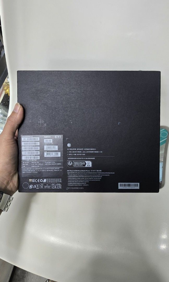 ASUS ROG 9 PRO 24gb 1TB Openline Global Variant (Category: Early Generation Mobile Phones) located in Quezon City. Submitted by samanthaga21954 (Listing ID 1385677226, Image 3). Description: ASUS ROG 9 PRO 24gb 1TB Openline Global Variant Brandnew Sealed with Warranty Onhand Stock.