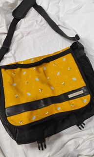 (Category: ) located in . Submitted by zk_onlineshop (Listing ID 1385789615, Image 1). Description: .