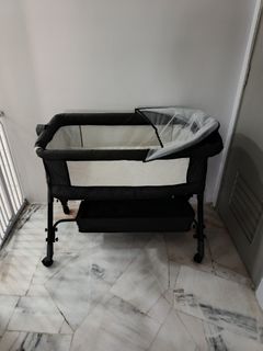 (Category: ) located in . Submitted by annazpaintwork (Listing ID 1385632645, Image 1). Description: .