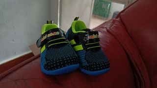 （分類：）位於 。 由 jay.cwc12 提交（商品編號 1385684834，圖片 1）。簡介： 。