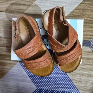 (Category: ) located in . Submitted by love.naura (Listing ID 1385688297, Image 1). Description: .