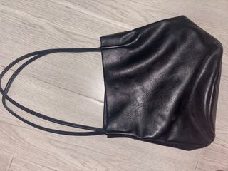 （分類：）位於 。 由 gabrielle____ 提交（商品編號 1385777035，圖片 1）。簡介： 。