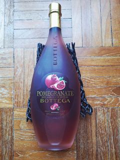 (Category: ) located in . Submitted by lovednpreloved (Listing ID 1385660950, Image 1). Description: .