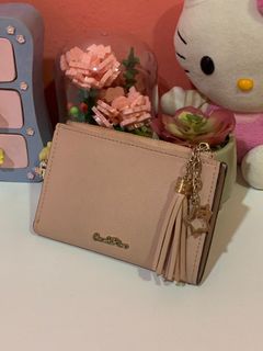 (Category: ) located in . Submitted by hyunra (Listing ID 1385734861, Image 1). Description: .