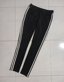 (Kategori: ) berada di . Dikirim oleh azsecondbrand27 (ID iklan 1385649312, Gambar 1). Deskripsi: .