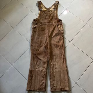 (Kategori: ) berada di . Dikirim oleh pakaian_seken (ID iklan 1385749569, Gambar 1). Deskripsi: .