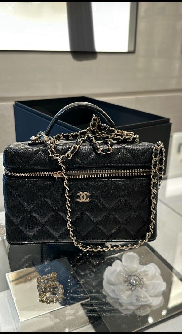 Chanel LP bag (Category: Bags & Wallets) located in Singapore. Submitted by martingale33 (Listing ID 1385642017, Image 1). Description: Bag is in good condition .