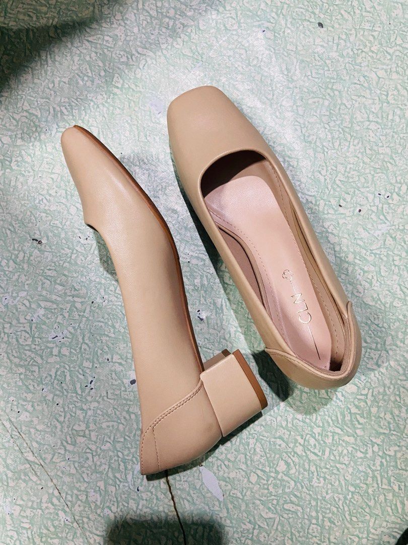 CLN Pumps with Heels (size 37) (used once) (Category: Heels) located in Pasig City. Submitted by jannasthreadph (Listing ID 1385771407, Image 2). Description: CLN Pumps can fit on 37-38 once lang po nagamit , sa graduation lang ito nagamit bought for ₱1,349 selling for 1k. Bought this in August 2025 lang po. Kindly PM me for inquiries. Pwede po shipping through Lalamove or J&t. Location: Pasig .