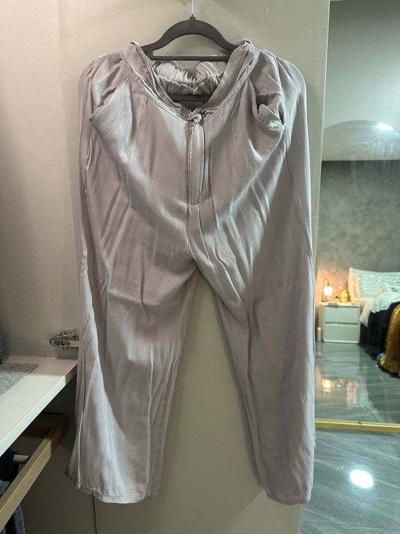 Coords (Sleeveless Top and Pants) (Category: Sets or Coordinates) located in Marikina City. Submitted by declutteringfatty (Listing ID 1385658181, Image 2). Description: Color: Light Gray Size: fits XS-S *Coords Set: Sleeveless Cropped Top and Pants *Light and thin fabric *Used but not abused.