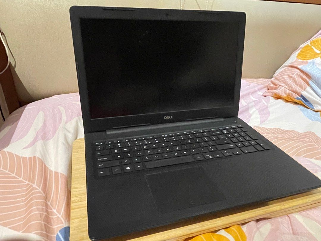 DELL Inspiron 3593 (2019) (Category: Laptops & Notebooks) located in Manila. Submitted by francine_santos (Listing ID 1385737003, Image 1). Description: - width: 15.6 inches - resolution: 1366 x 768 px - processor: Intel Core i3 1.19 Ghz - RAM: 4 GB - Storage: 1 TB (HDD) - Windows 11 *payment made through gcash *contact me for courier details *shipping fee shouldered by buyer PM me if you have any more inquiries!.