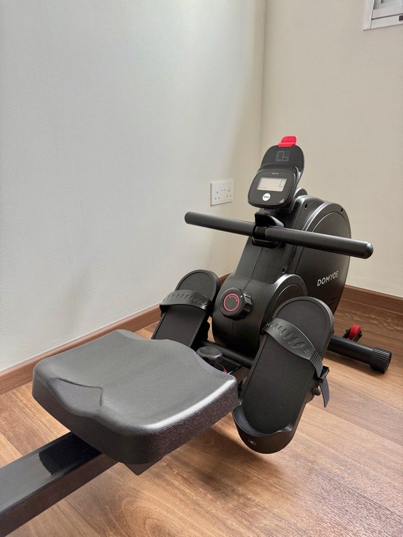 DOMYOS Rowing Machine Essential 120, Sports Equipment, Exercise
