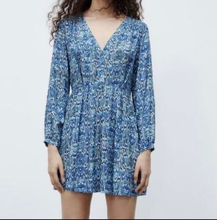 (Kategori: ) berada di . Dikirim oleh fenzfennie (ID iklan 1385774940, Gambar 1). Deskripsi: .