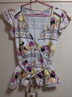 （分類：）位於 。 由 vanvan0121 提交（商品編號 1385790815，圖片 1）。簡介： 。