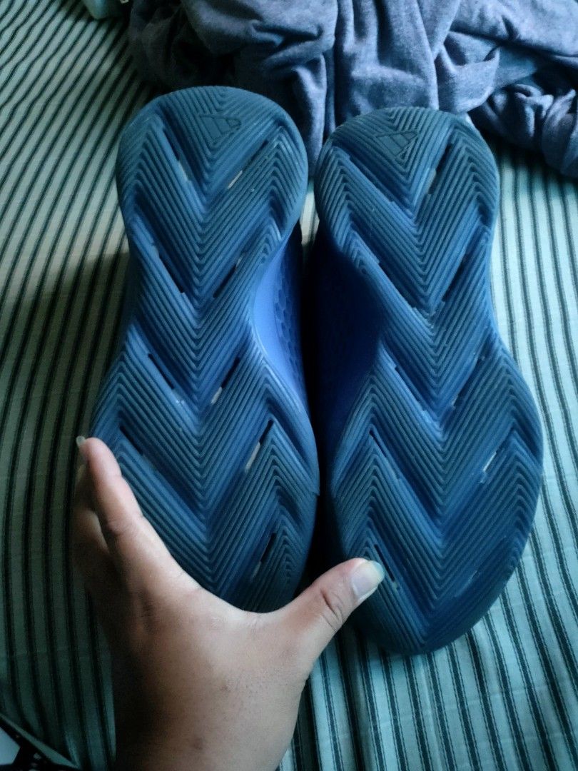 For sale Ae 1 (Category: Sneakers) located in Las Pinas. Submitted by nico_rojas (Listing ID 1385692434, Image 2). Description: For sale ae 1 issue no insole and sign of use size 10 us 9.5 uk.