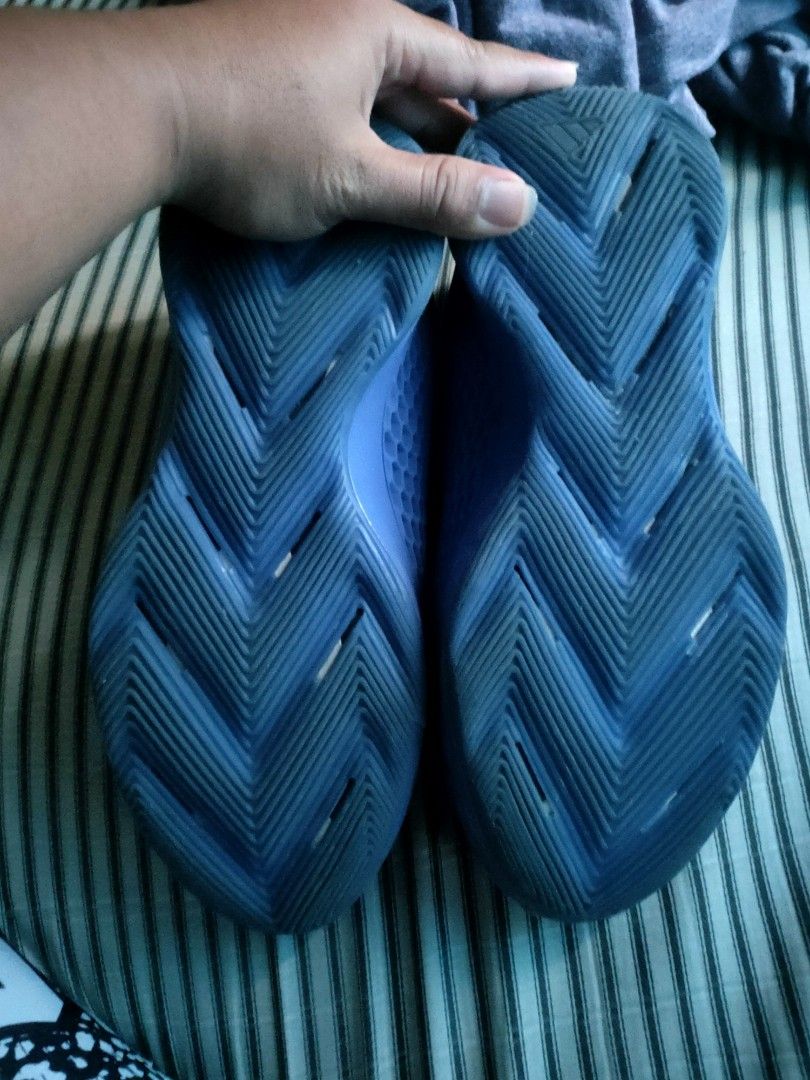 For sale Ae 1 (Category: Sneakers) located in Las Pinas. Submitted by nico_rojas (Listing ID 1385692434, Image 3). Description: For sale ae 1 issue no insole and sign of use size 10 us 9.5 uk.