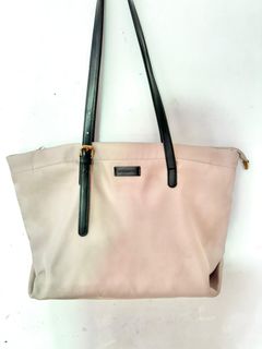 (Kategori: ) berada di . Dikirim oleh aesthestuff_ (ID iklan 1385629110, Gambar 1). Deskripsi: .