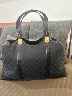 (Category: ) located in . Submitted by onemanila (Listing ID 1385642877, Image 1). Description: .