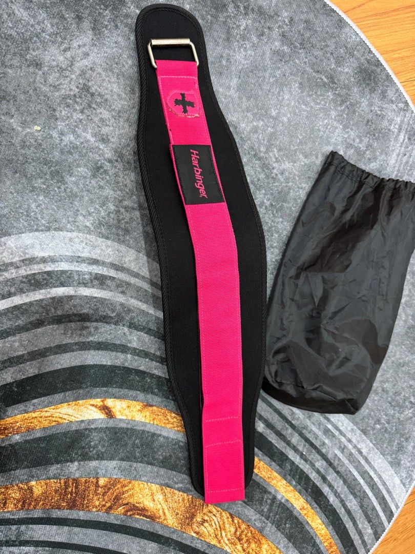 Harbinger weight lifting/gym belt (Category: Sports & Fitness Nutrition) located in Quezon City. Submitted by celestial_garage_sale (Listing ID 1385650603, Image 1). Description: Good as new. Bought it around 3k at the mall. Small size .