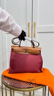 (Category: ) located in . Submitted by itstimeforpreloved (Listing ID 1385802988, Image 1). Description: .