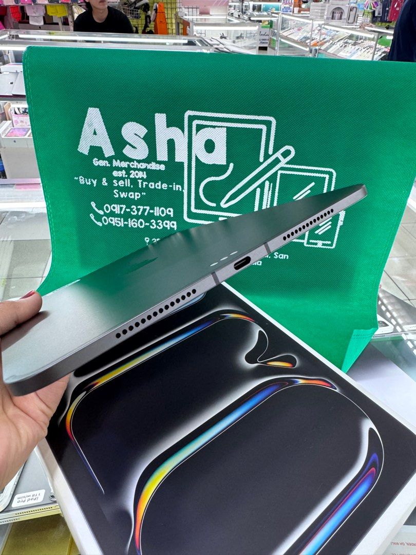 iPad Pro M4 256 wifi & cellular 11 inch (Category: iPad) located in San Juan City. Submitted by asniebasher (Listing ID 1385652830, Image 2). Description: FOR SALE/SWAP (RFS: BUY&SELL) * iPad Pro 11inch * M4 chips * 256 * Wifi & Cellular (w/Sim) ~ Apple warr. AUG 2025 * 100 BH / 75 Cyle count * Barely used ~ Smooth good as new. * NO REPAIR / HIDDEN ISSUE * Complete w/box same serial F R E E B I E S. ✨ ~ clear case ~ screen protector MODE OF PAYME