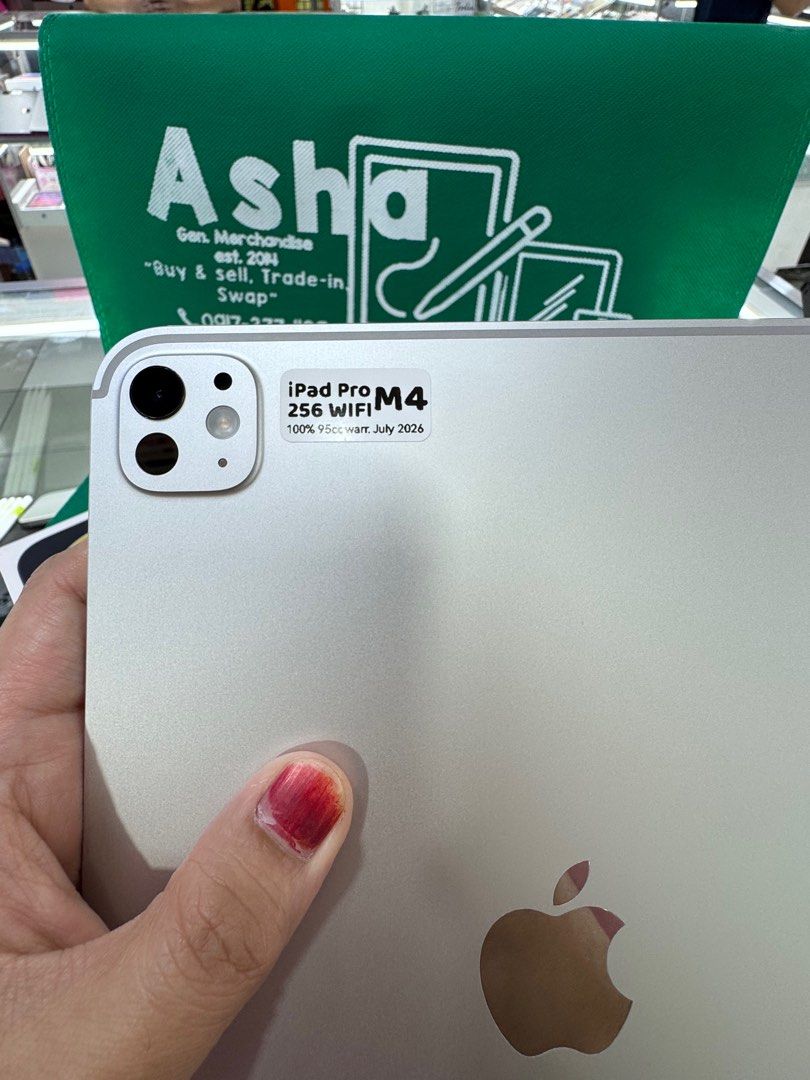 iPad Pro M4 256g WIFI 11 inch (Category: iPad) located in San Juan City. Submitted by asniebasher (Listing ID 1385653550, Image 2). Description: FOR SALE/SWAP (RFS: BUY&SELL) * iPad Pro 11inch * M4 chips * 256gig * Wifi Only ~ Apple warr. JULY 2026 * 100 BH / 95 Cyle count * Barely used ~ Smooth good as new. * NO REPAIR / HIDDEN ISSUE * Complete w/box same serial F R E E B I E S. ✨ ~ clear case ~ screen protector MODE OF PAYMENT ✔️COD - additiona