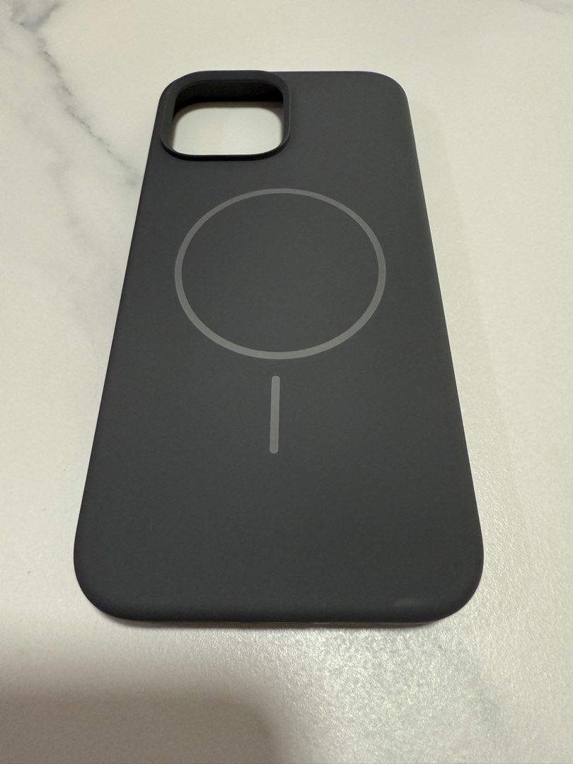 IPhone 13 Pro Max case (Category: Other Mobile & Gadget Accessories) located in Singapore. Submitted by espanolee (Listing ID 1385649323, Image 1). Description: Bought the wrong phone case Brand new Can collect immediately if in Tampines .