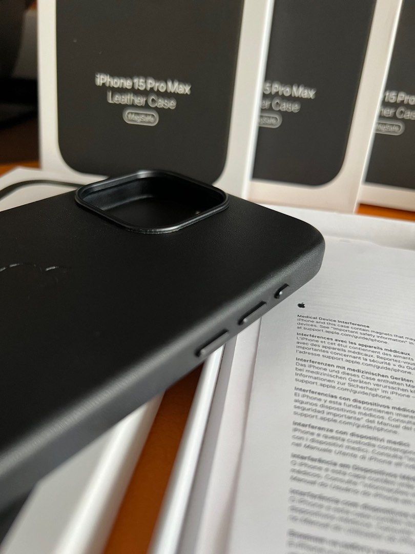 iPhone 15 Pro Max Magsafe Leather Case [BLACK] (Category: Cases & Sleeves) located in Manila. Submitted by zionmerced (Listing ID 1385689993, Image 3). Description: Pm me available on hand.