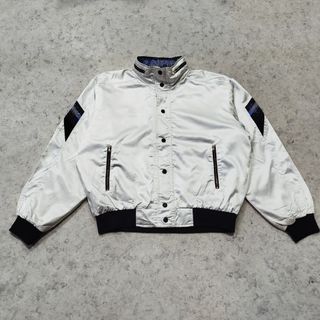 (Kategori: ) berada di . Dikirim oleh mahensecond.klaten (ID iklan 1385744673, Gambar 1). Deskripsi: .