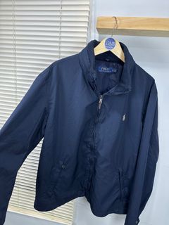 (Kategori: ) berada di . Dikirim oleh lokak_thrifting (ID iklan 1385807219, Gambar 1). Deskripsi: .