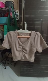 (Kategori: ) berada di . Dikirim oleh feb_store (ID iklan 1385790428, Gambar 1). Deskripsi: .