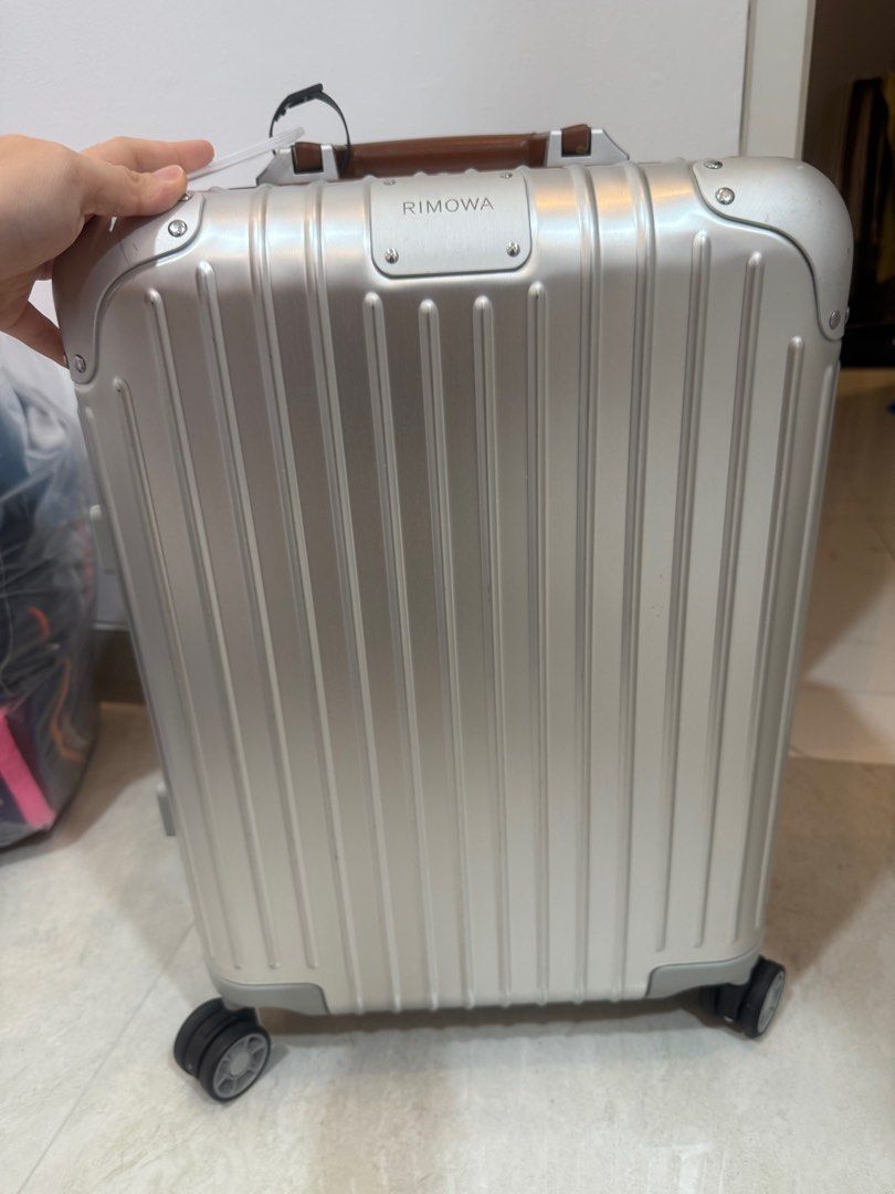 koper_rimowa_with_handle_leath
