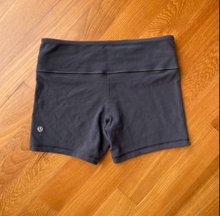 (Kategori: ) berada di . Dikirim oleh fashionshop1 (ID iklan 1385656409, Gambar 1). Deskripsi: .