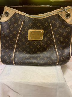(Category: ) located in . Submitted by izwany86 (Listing ID 1385796767, Image 1). Description: .