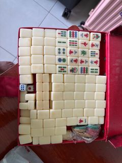 (Category: ) located in . Submitted by declutteries (Listing ID 1385661505, Image 1). Description: .