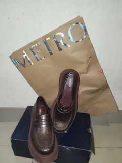 (Kategori: ) berada di . Dikirim oleh farah.aphie (ID iklan 1385637621, Gambar 1). Deskripsi: .