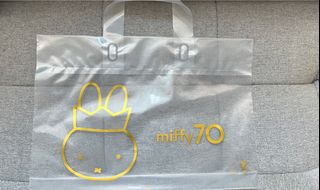 （分類：）位於 。 由 miffymi 提交（商品編號 1385703309，圖片 1）。簡介： 。