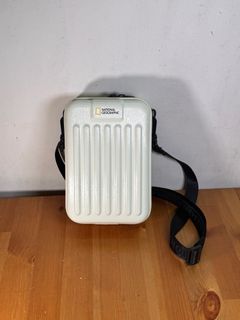 （分類：）位於 。 由 alanchan1994 提交（商品編號 1385731445，圖片 1）。簡介： 。