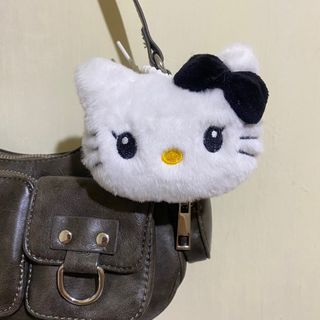 (Kategori: ) berada di . Dikirim oleh fauwrah (ID iklan 1385763468, Gambar 1). Deskripsi: .