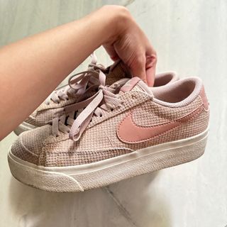 (Kategori: ) berada di . Dikirim oleh nuttalliee (ID iklan 1385662420, Gambar 1). Deskripsi: .