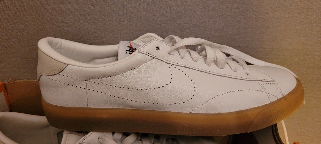 nike tennis classic ac