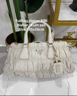 (Kategori: ) berada di . Dikirim oleh arsyahaisy27622 (ID iklan 1385656512, Gambar 1). Deskripsi: .