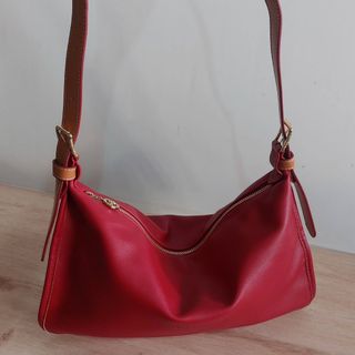 (Kategori: ) berada di . Dikirim oleh siska797 (ID iklan 1385782632, Gambar 1). Deskripsi: .