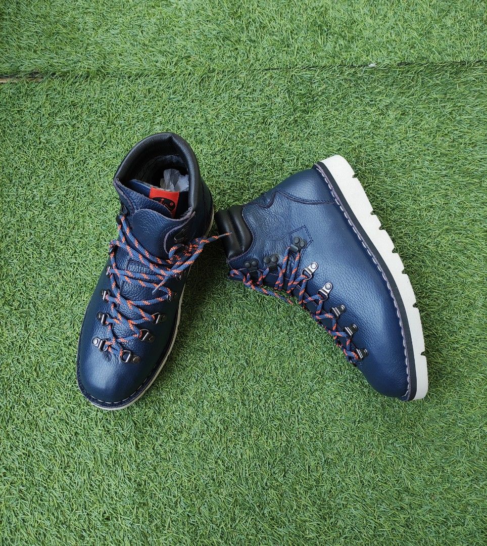 sepatu boot hiker waterproof trekking inland navy blue leather high outdoor  authentic